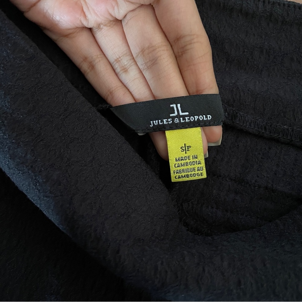 Jules & Leopold Textured Pants - Picture 3 of 13
